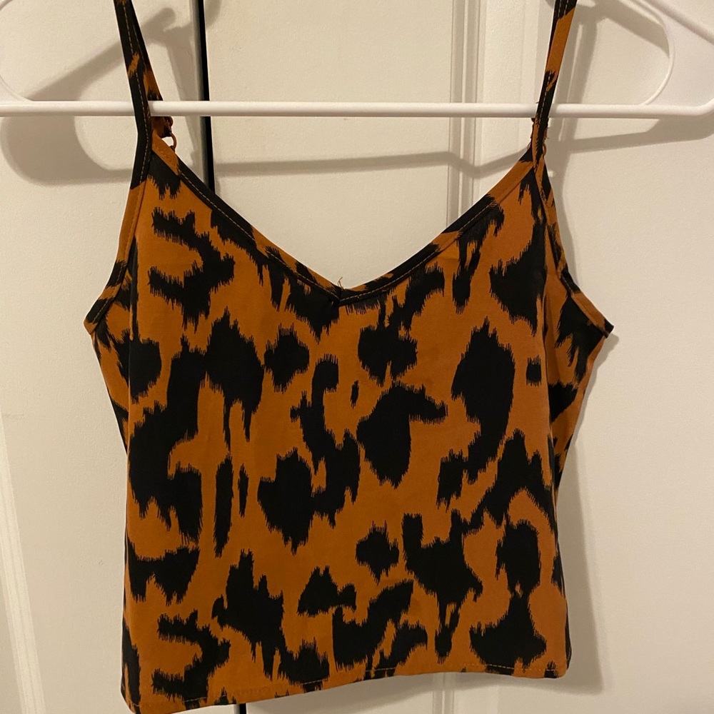 Leopard printed crop top